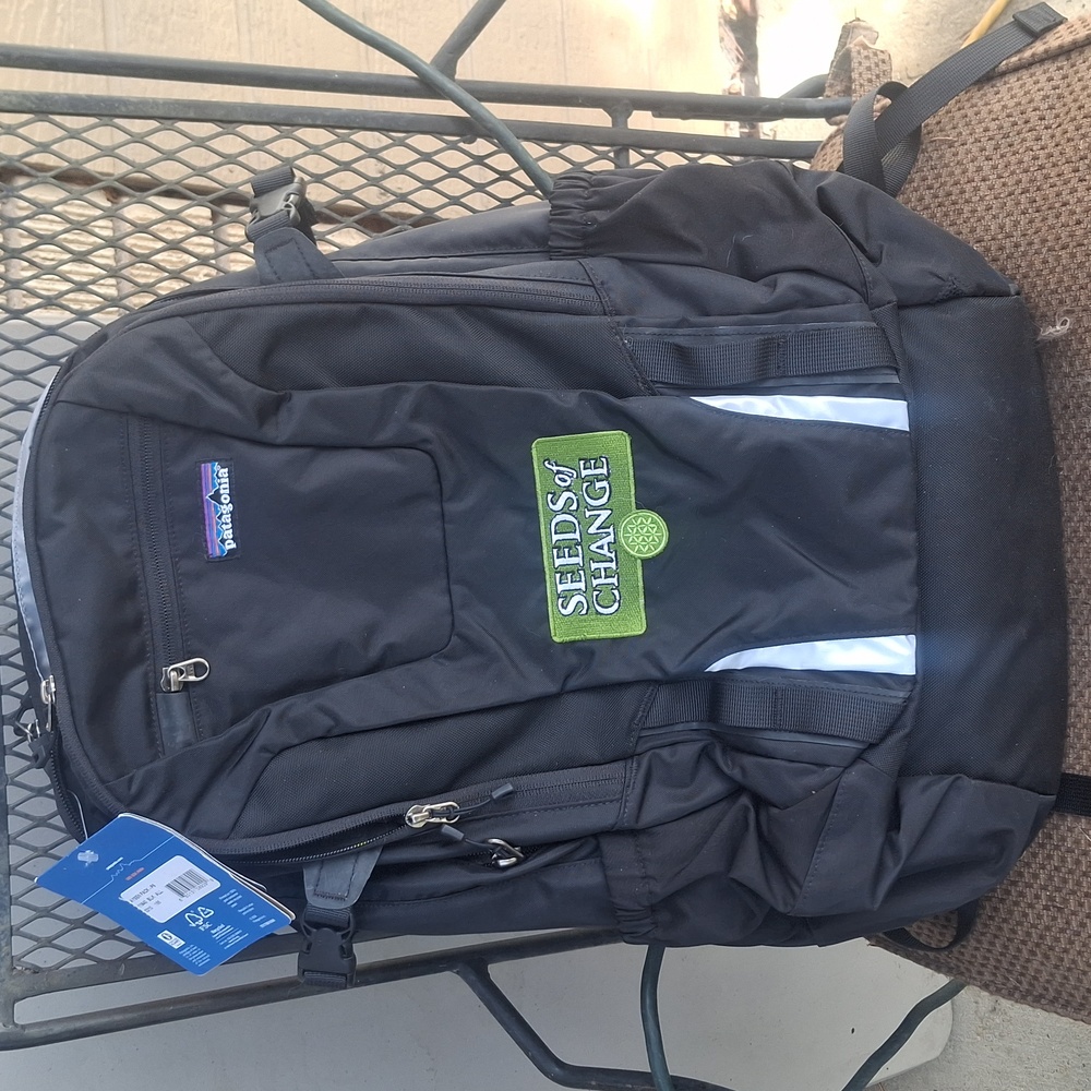 PATAGONIA  seeds of change day backpack